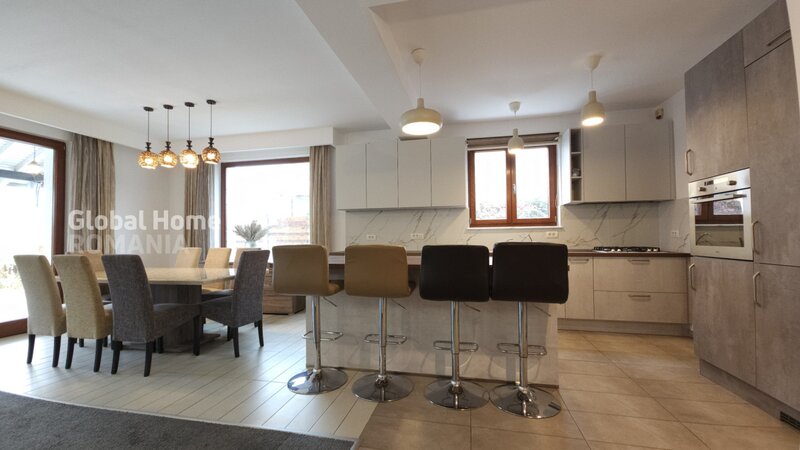 Pipera - American Village, teren 300 mp, 3 locuri parcare