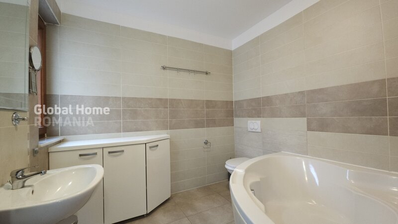 Pipera - American Village, teren 300 mp, 3 locuri parcare